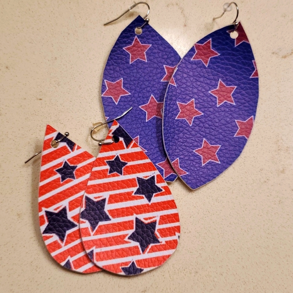 💙HP❤️🇺🇲 American themed lightweight earrings, homemade, set of 2 🇺🇸